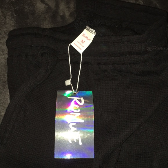 Shorts - Picture 2 of 5